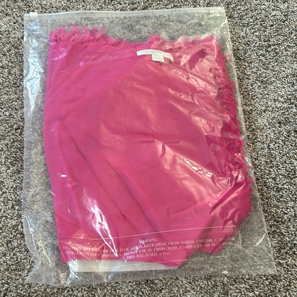 Brand New Captiva Cashmere Lightweight Scarf/Wrap